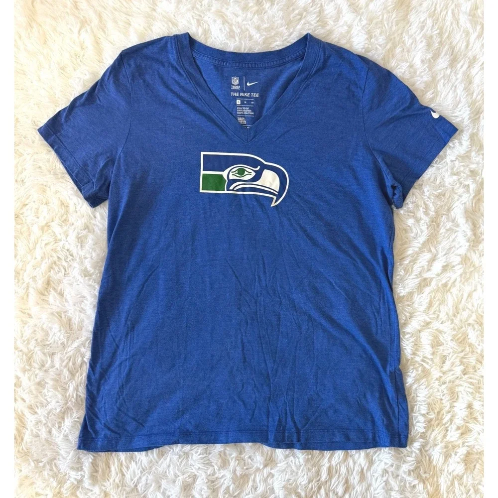 Seattle Seahawks Nike T-Shirt XL Blue NFL V-Neck Athletic Cut Sporty Gameday